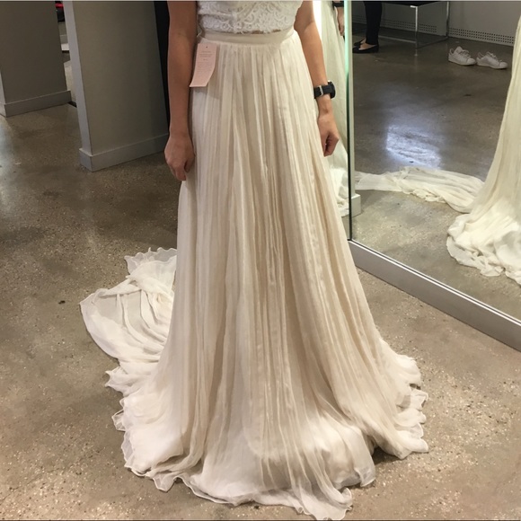 Watters Ivory/Cream Flowing Chiffon Wedding Skirt